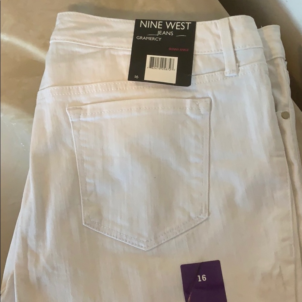 NWT size 16 white jeans